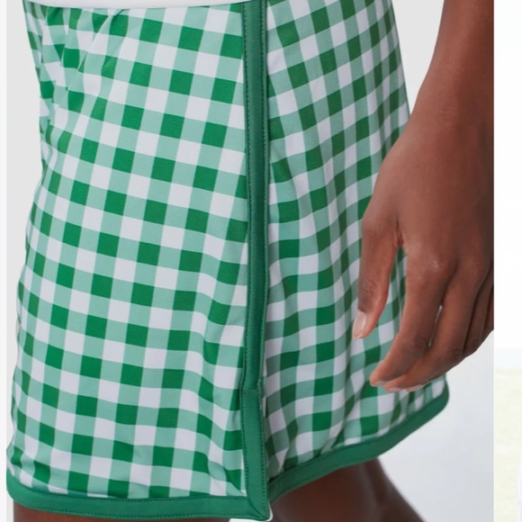 Green Trellis 16 Inch Piped Golf Skirt
TNUCK SPORT - Picture 5 of 9